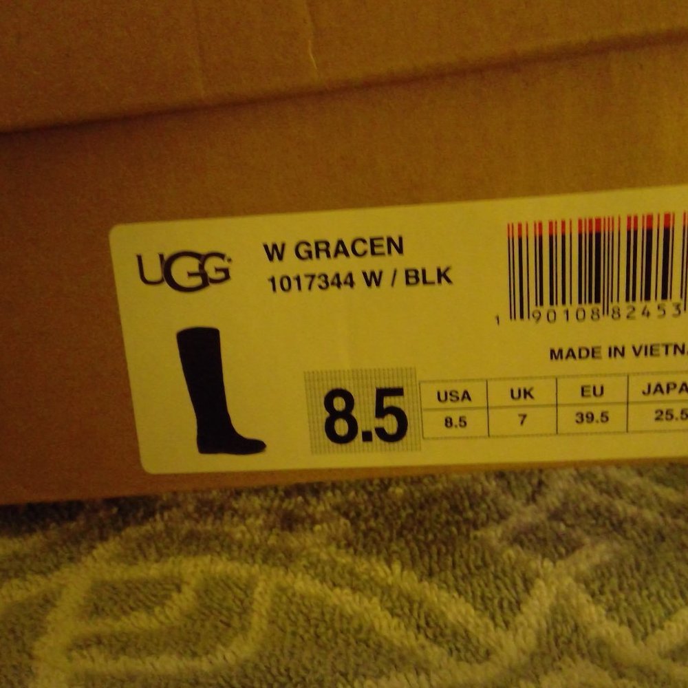 UGG W Gracen 1017344 W/BLK size 8.5 US
